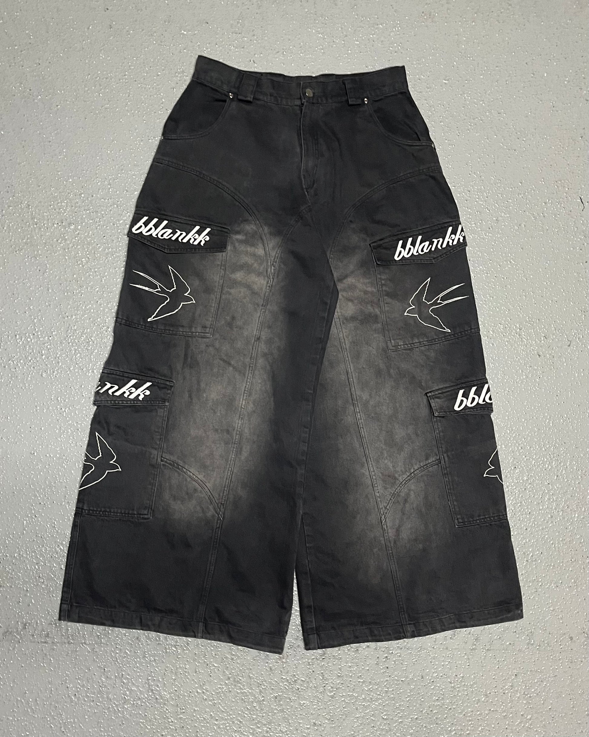 Sectioned Swallow Cargos