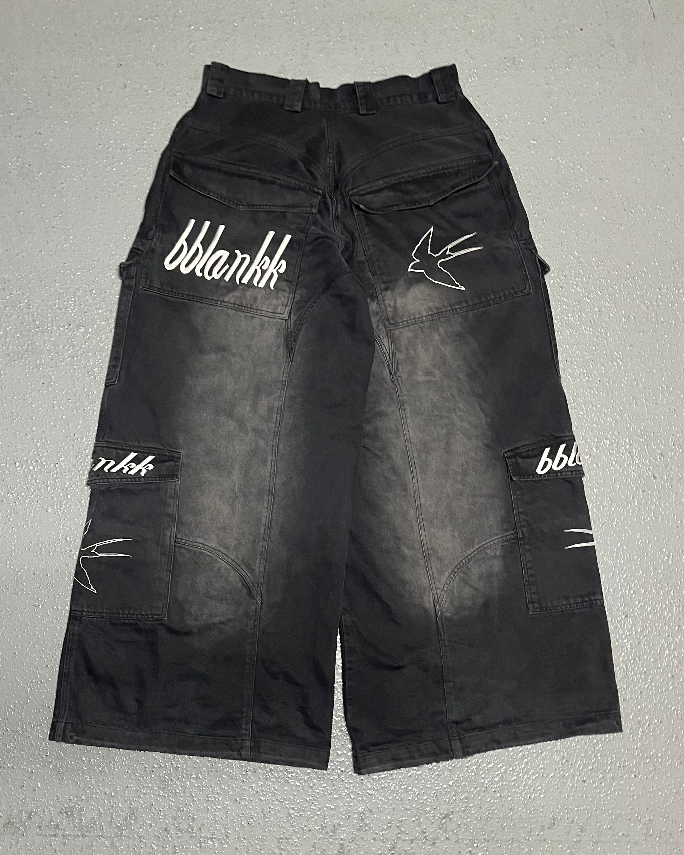 Sectioned Swallow Cargos